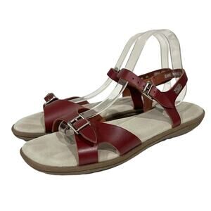 GH Bass Co Sunjuns Strappy Flat Sandals BURGUNDY-RED LEATHER /Buckles JOANNE 10M